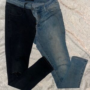 Mens Size 30 Forever 21 Men Denim Two-Tone Black and Blue Jeans.